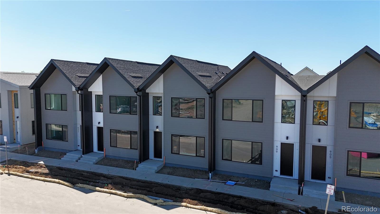 913 Edge Circle Longmont CO 80501