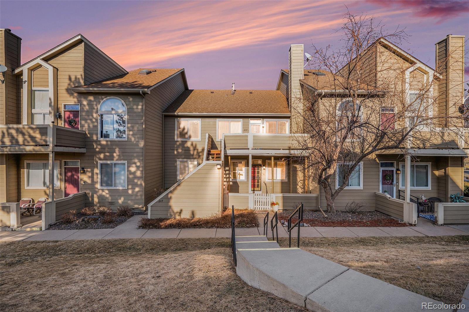 1079 S Walden Way Aurora CO 80017