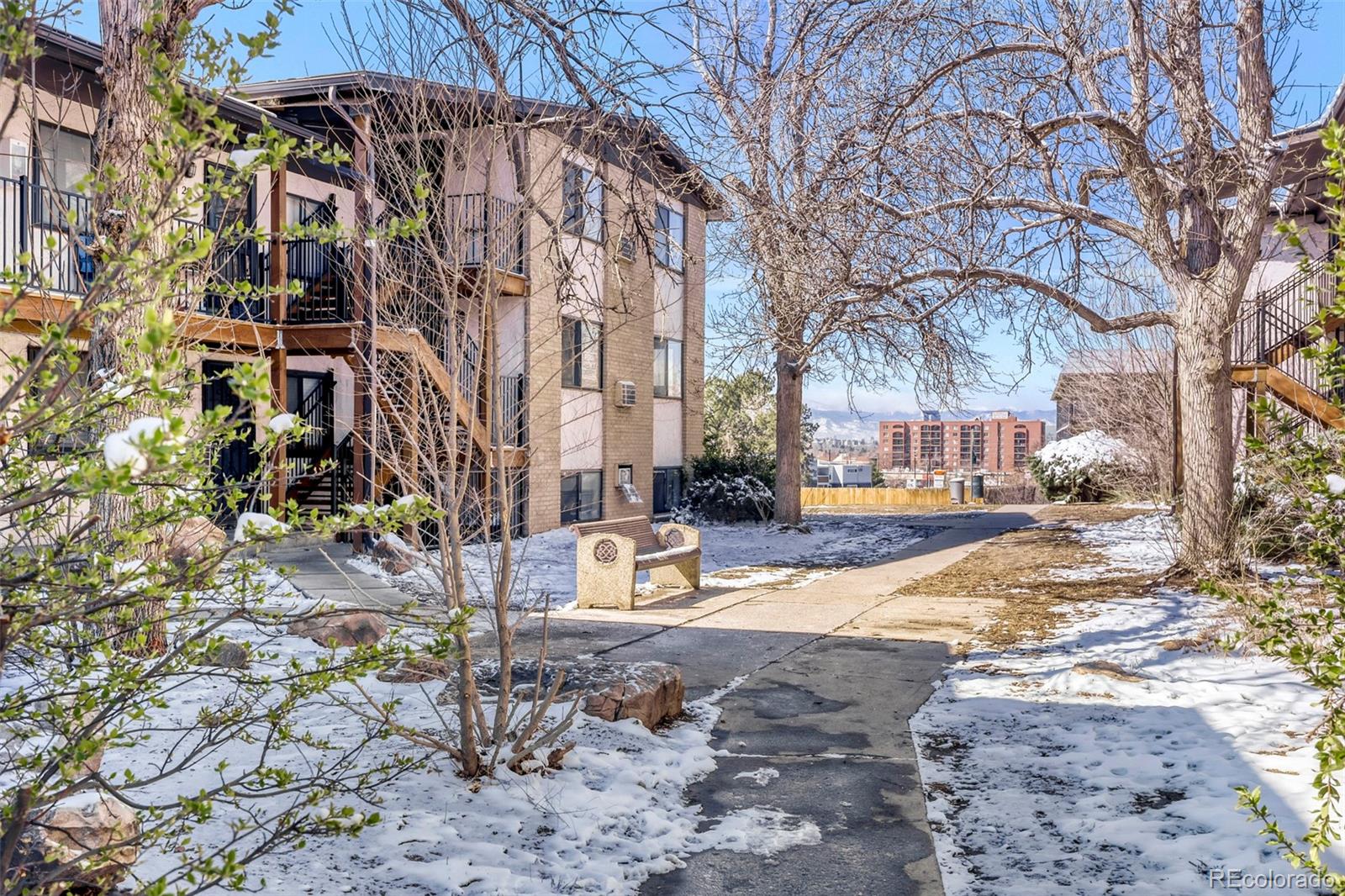 Denver CO, 875 S Quebec Street, Unit 4