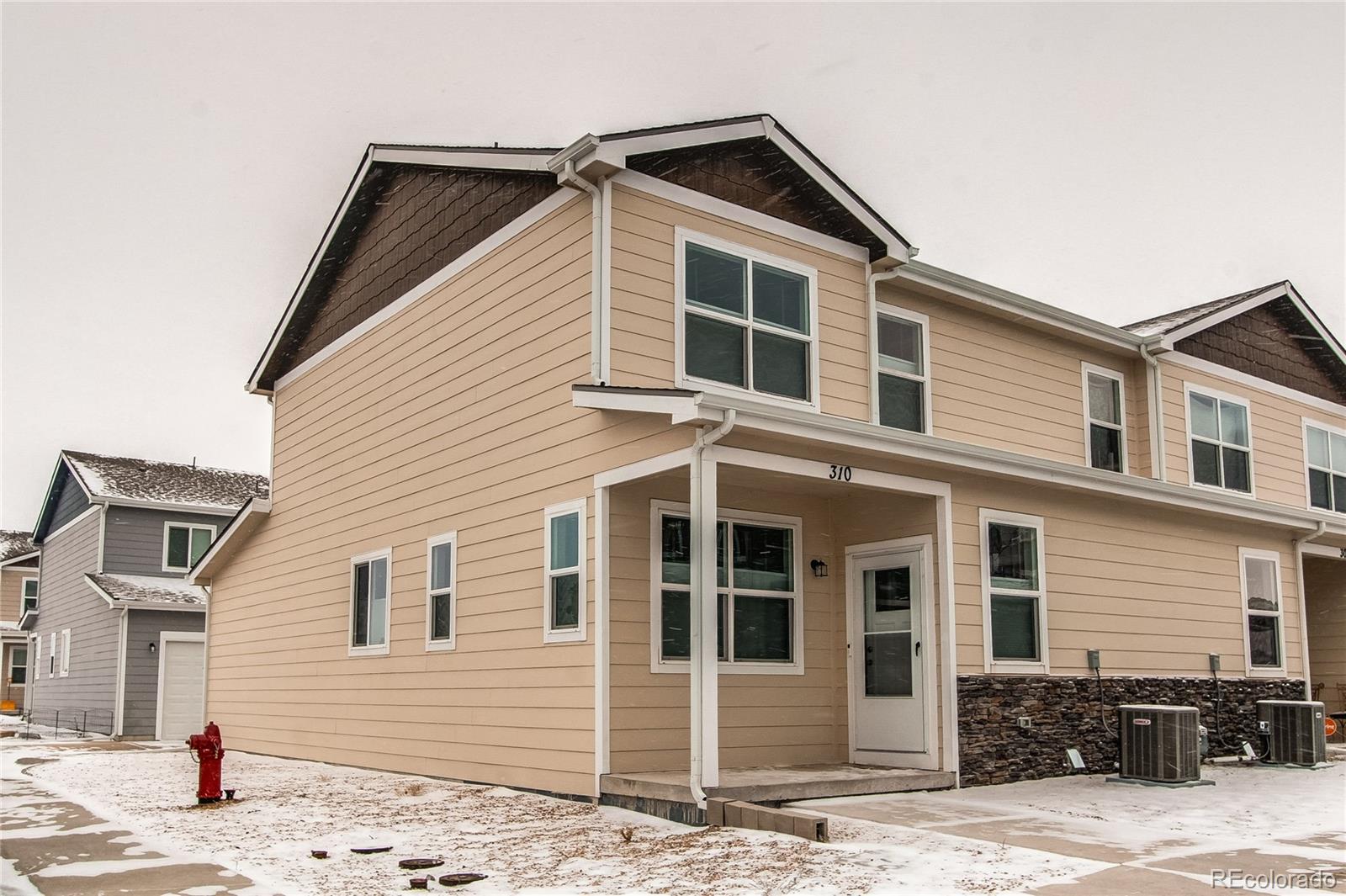 310 S 4 Court Deer Trail CO 80105