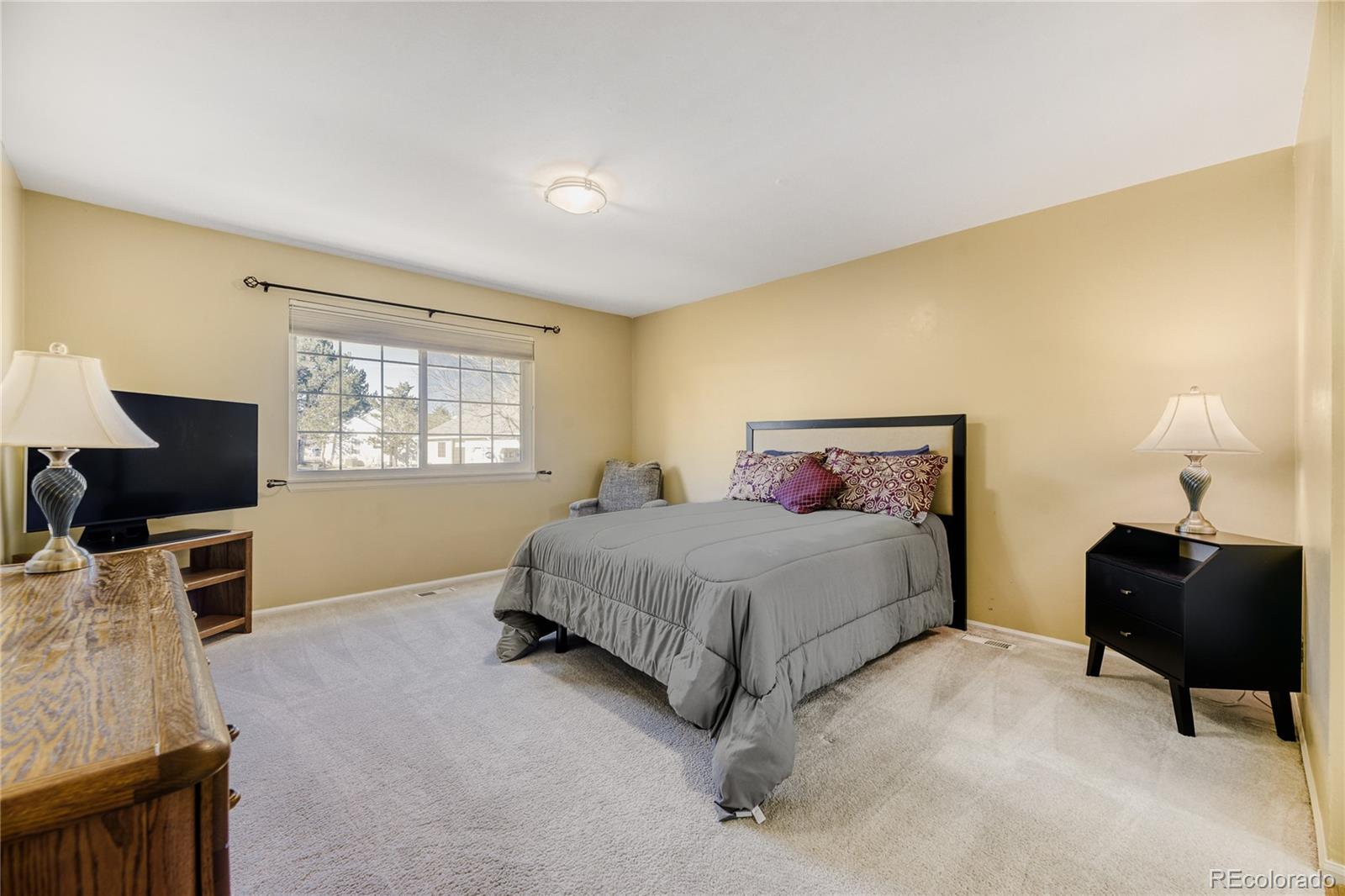 2824 S Heather Gardens Way Aurora CO 80014
