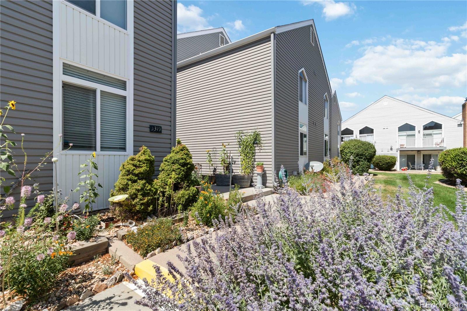 3319 S Monaco Street Denver CO 80222