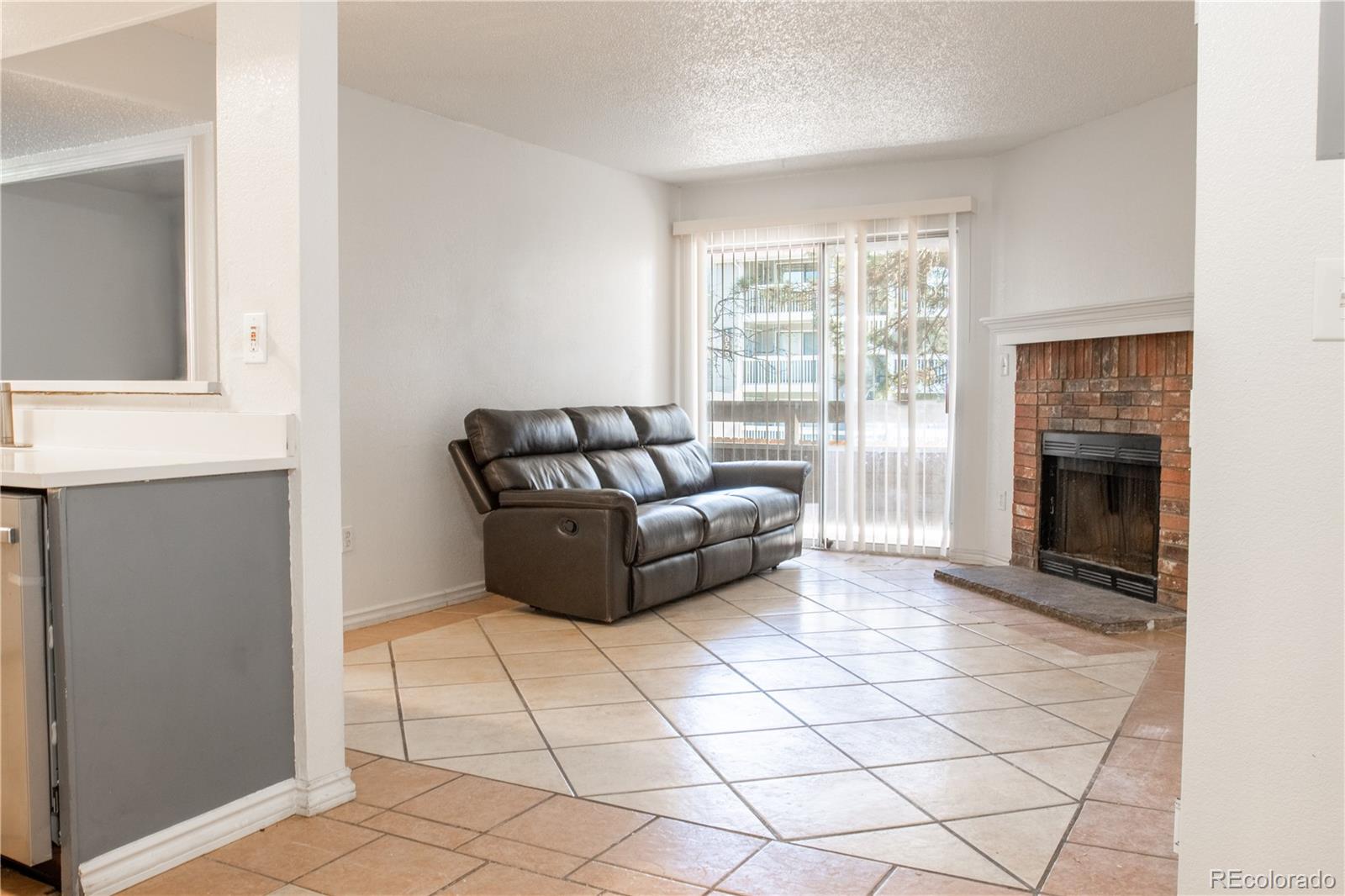 1075 S Elkhart Way Aurora CO 80012