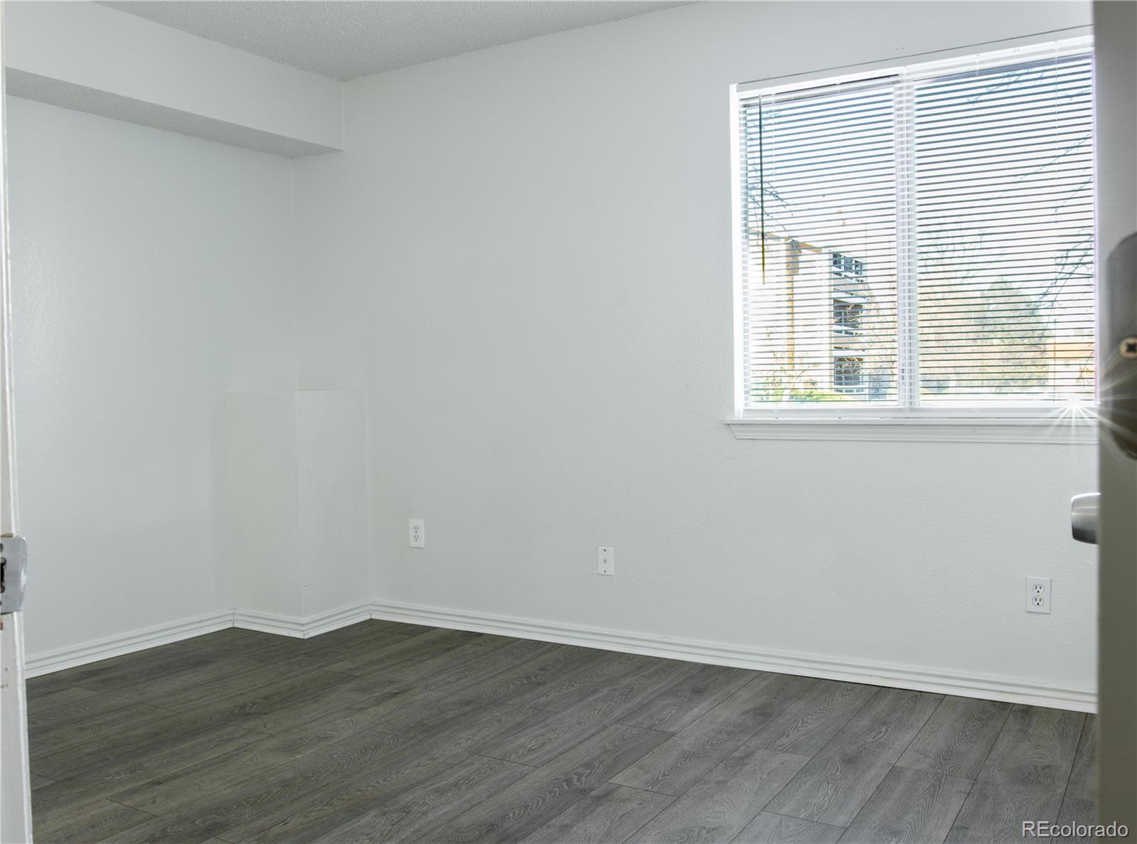 1075 S Elkhart Way Aurora CO 80012