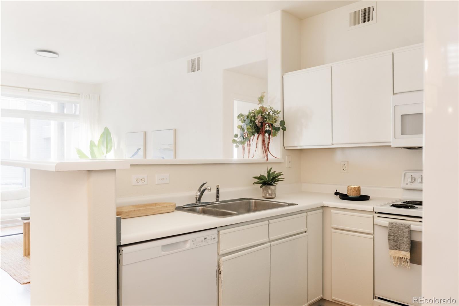 8500 E Jefferson Avenue Denver CO 80237