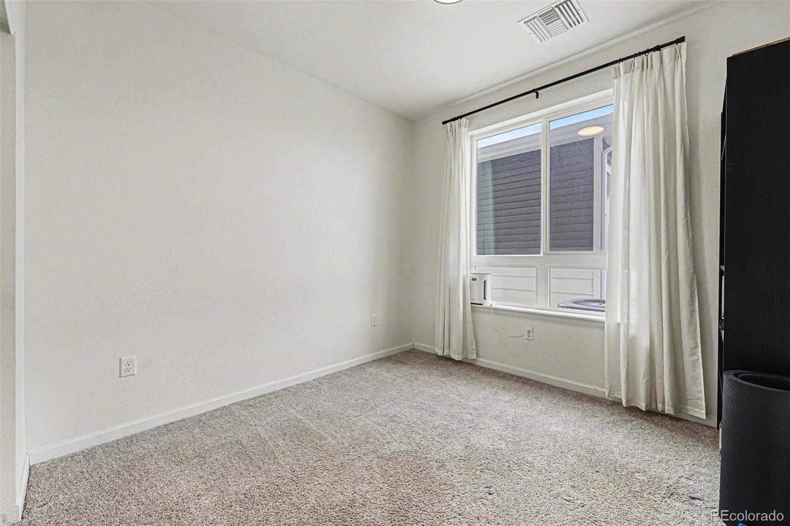 6153 N Ceylon Street Denver CO 80249