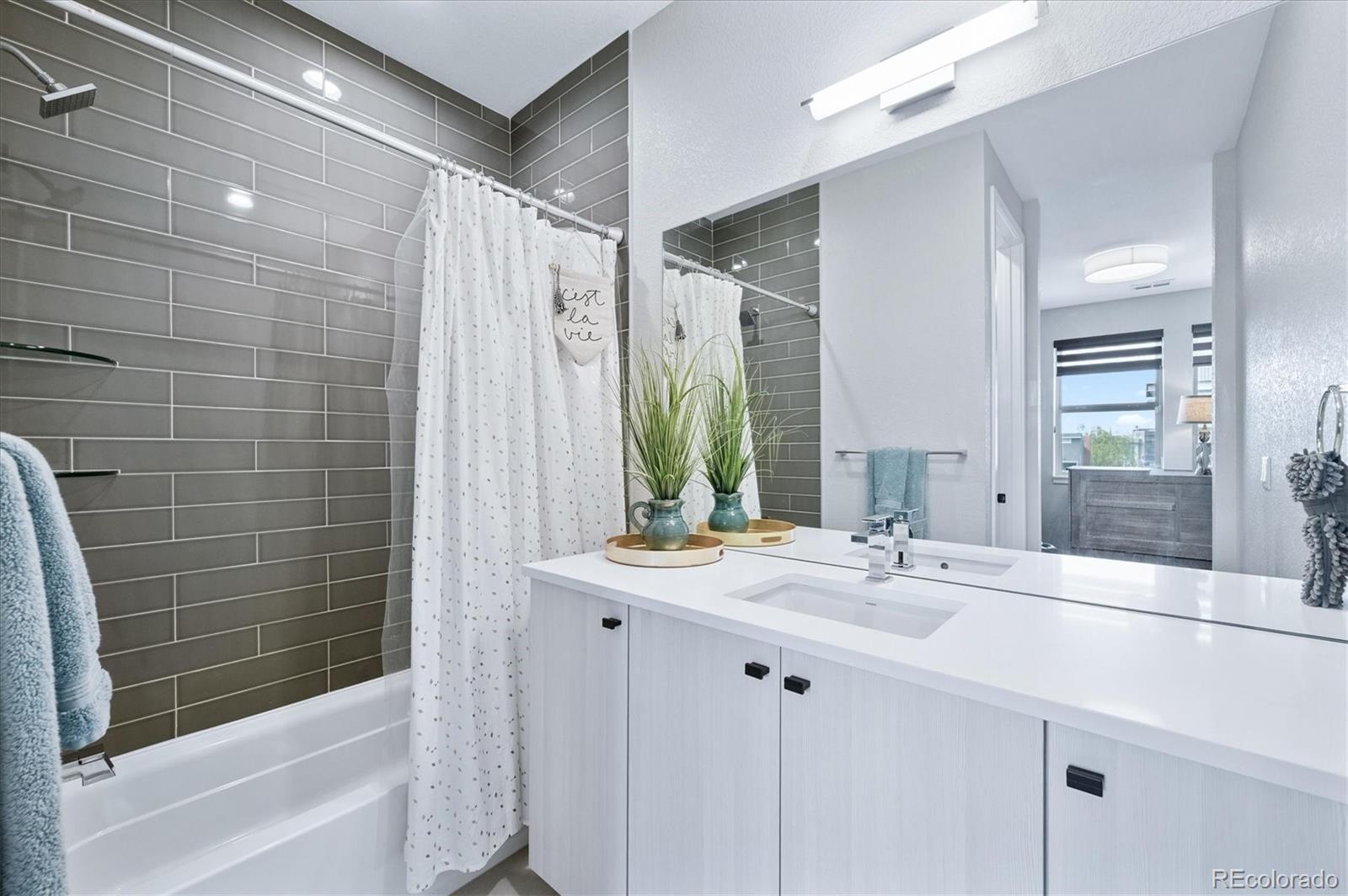 2694 W Grand Avenue Littleton CO 80123