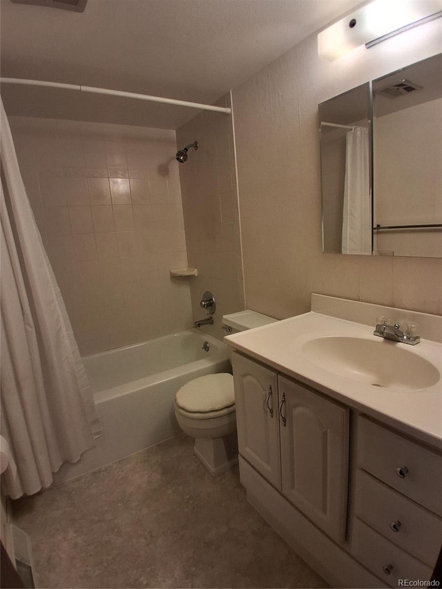 1135 S Oneida Street Denver CO 80224