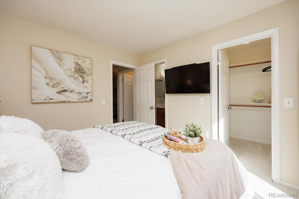 819 Summer Drive Highlands Ranch CO 80126