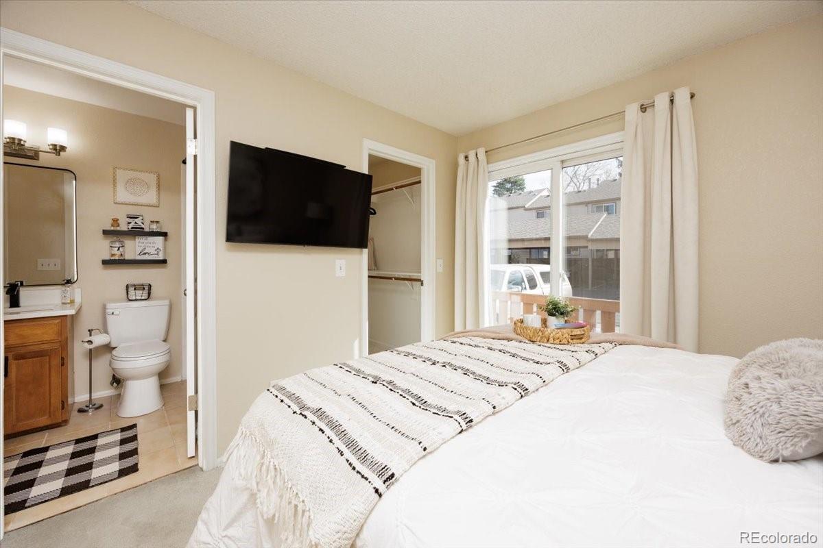 819 Summer Drive Highlands Ranch CO 80126