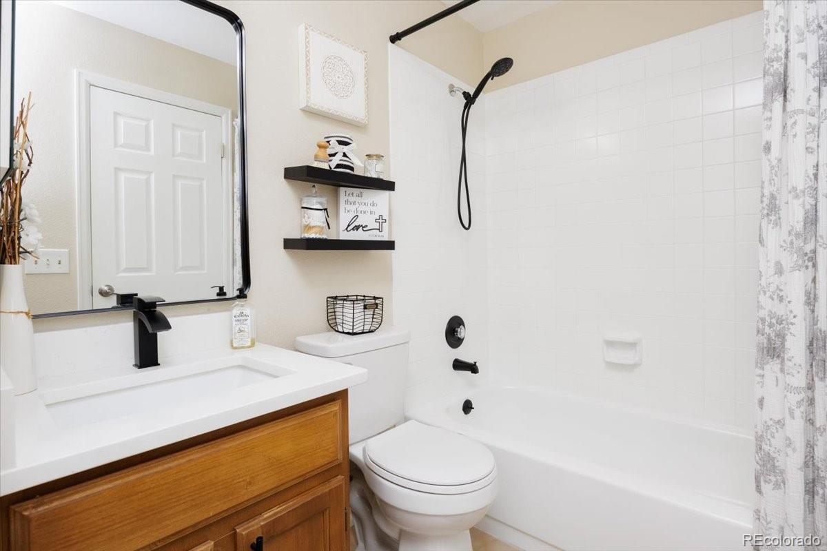 819 Summer Drive Highlands Ranch CO 80126