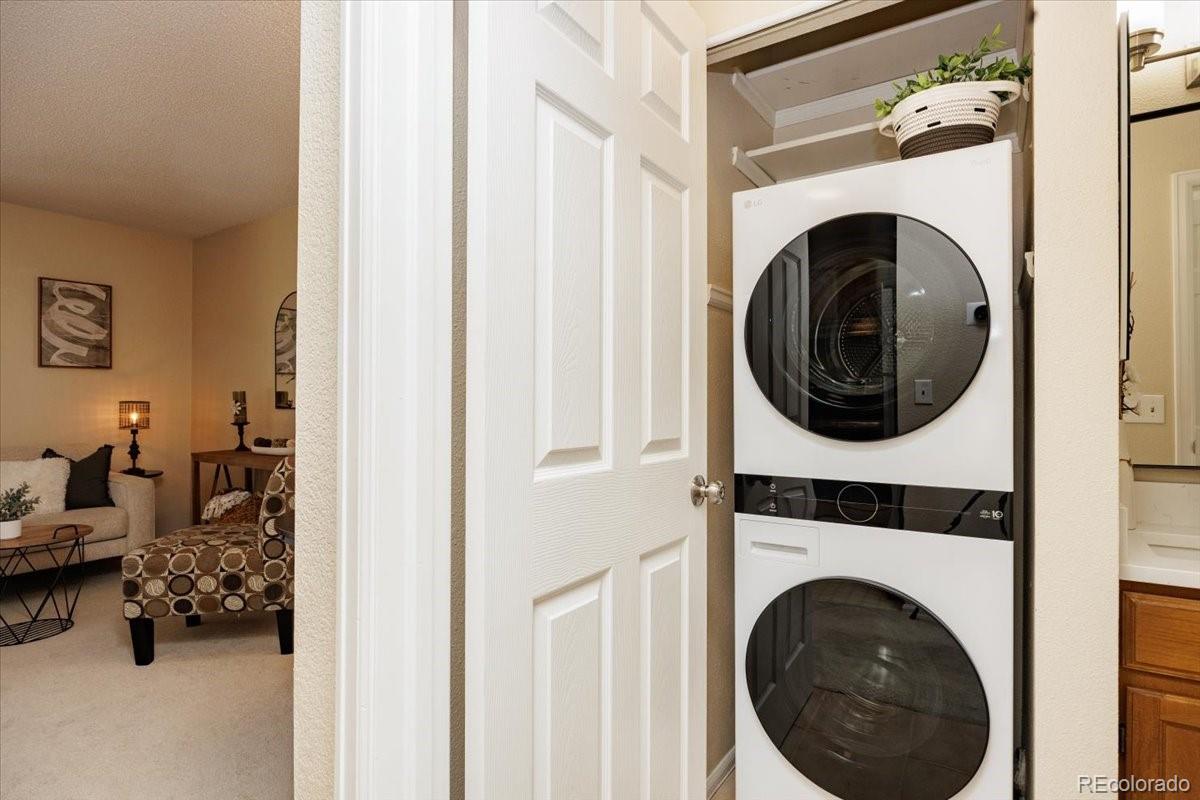 819 Summer Drive Highlands Ranch CO 80126