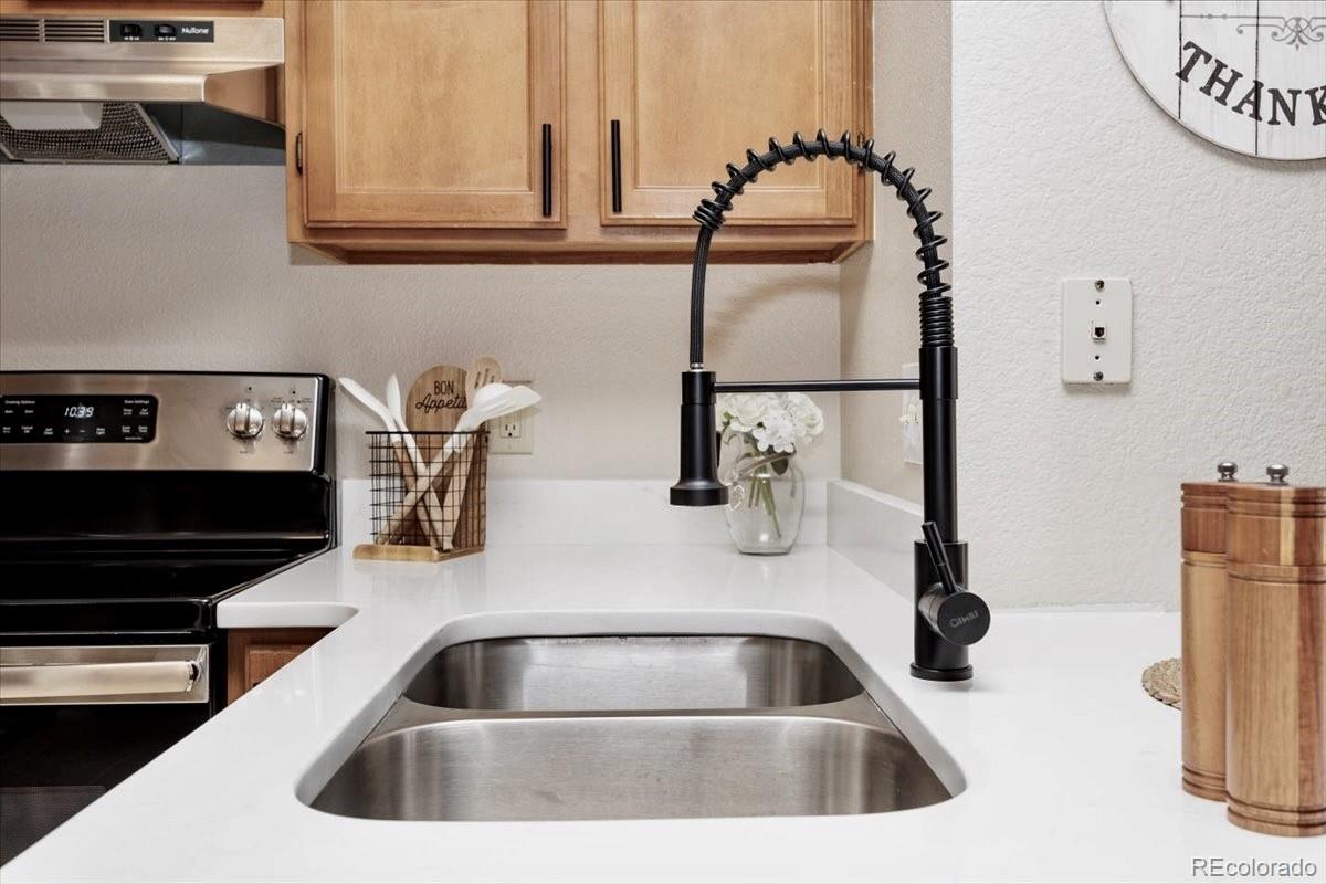 819 Summer Drive Highlands Ranch CO 80126