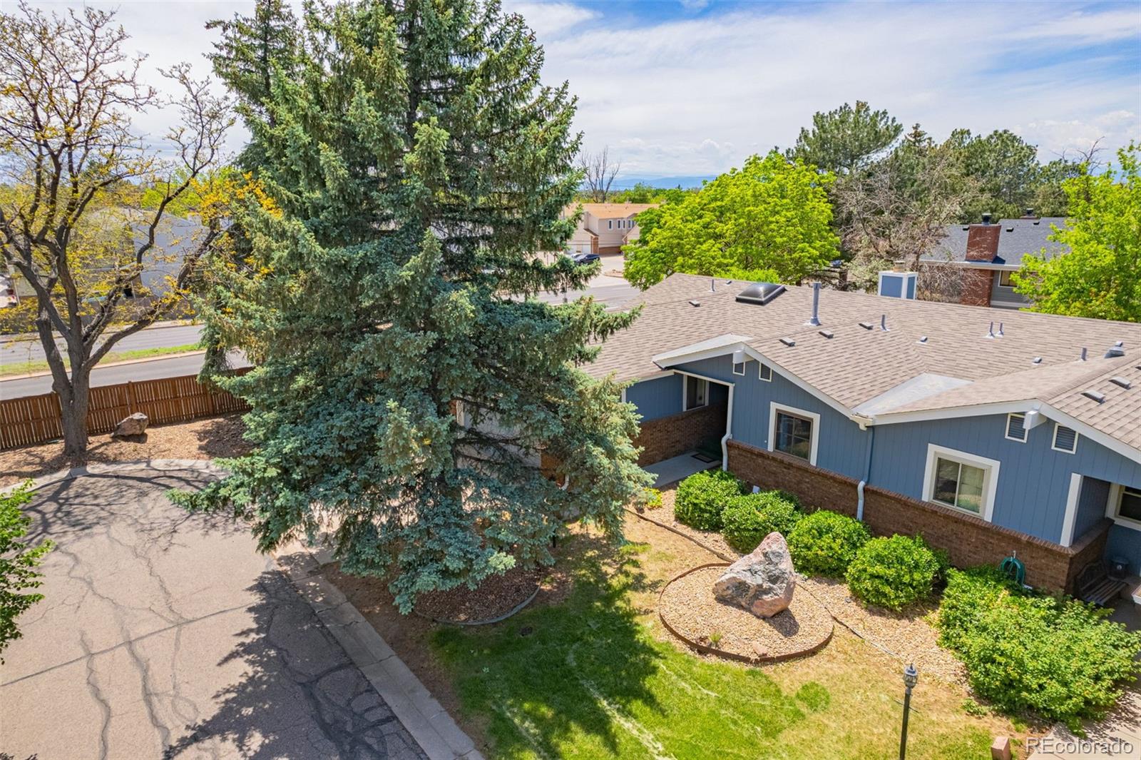 11966 E Maple Avenue Aurora CO 80012