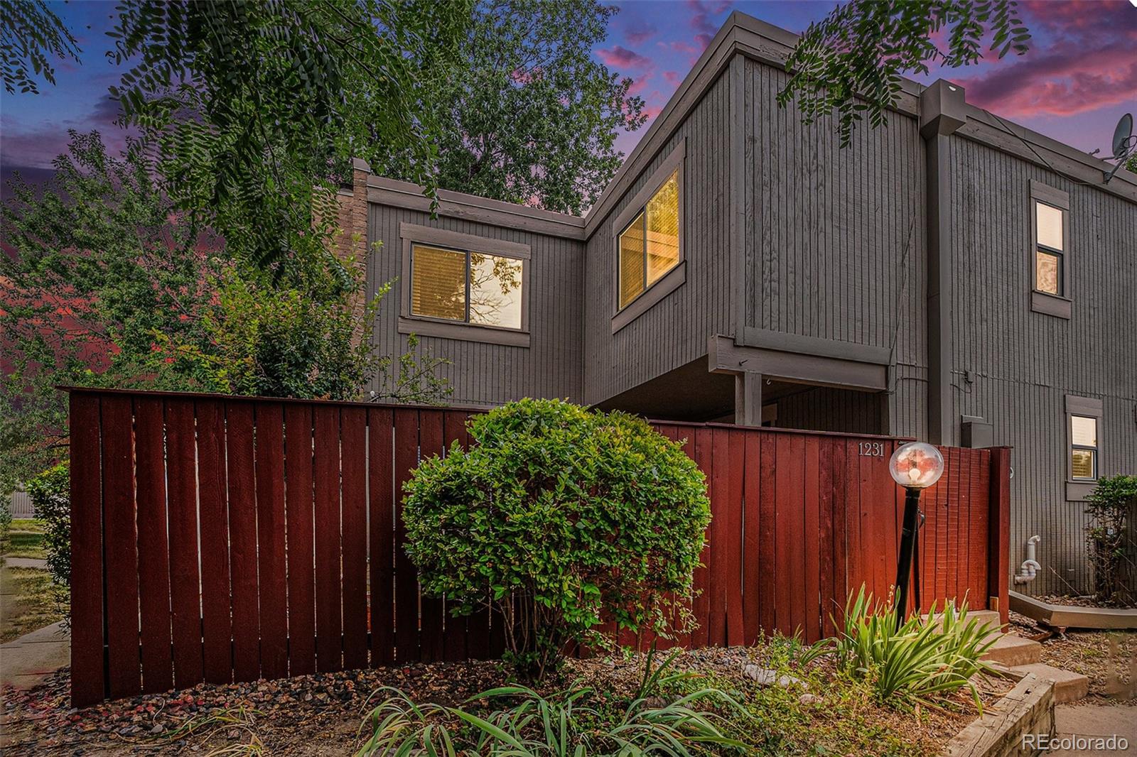 Denver CO, 1231 S Yosemite Way, Unit 70