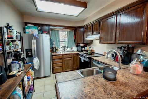 2061 S Helena Street Aurora CO 80013