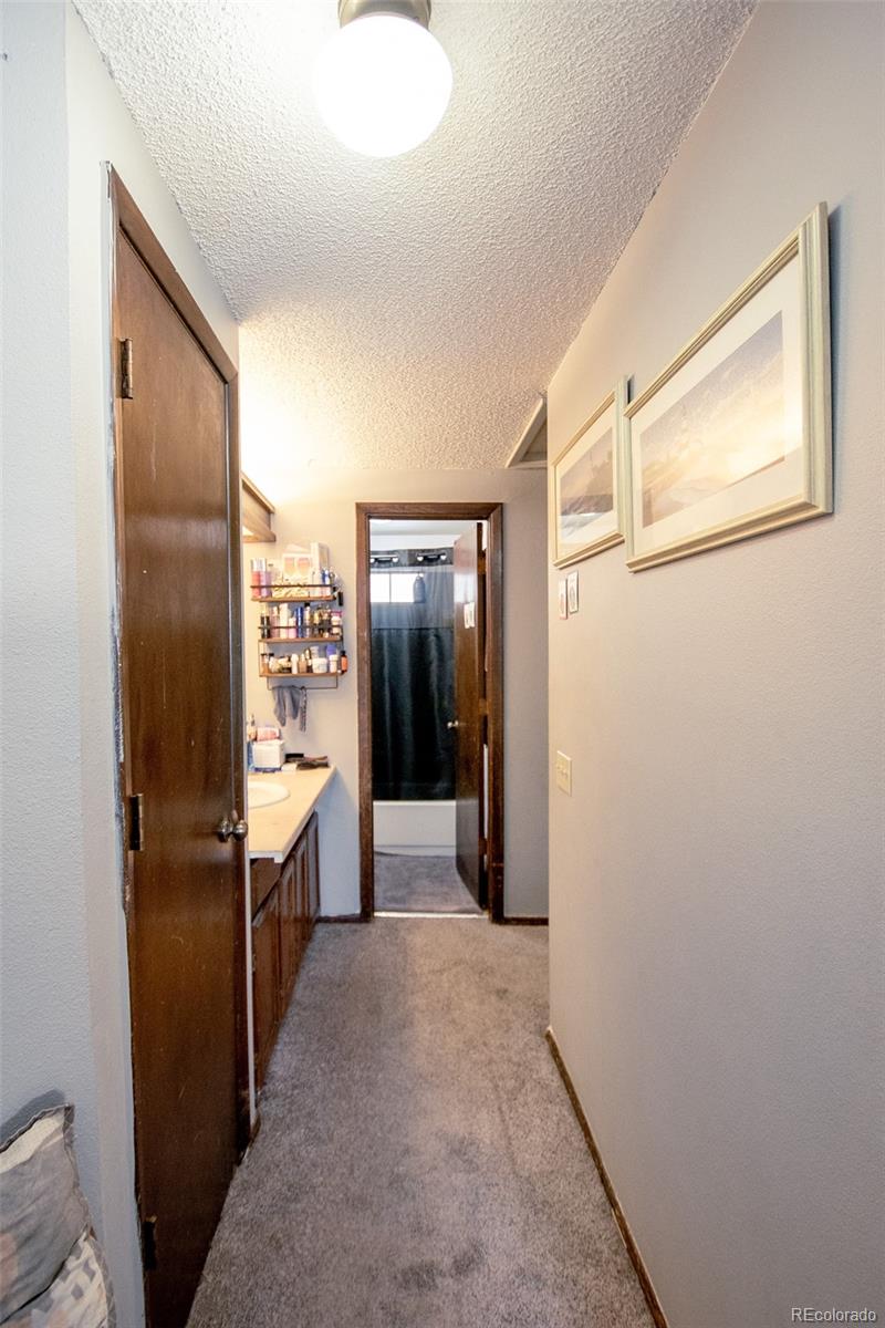 2061 S Helena Street Aurora CO 80013