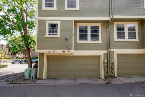 2061 S Helena Street Aurora CO 80013