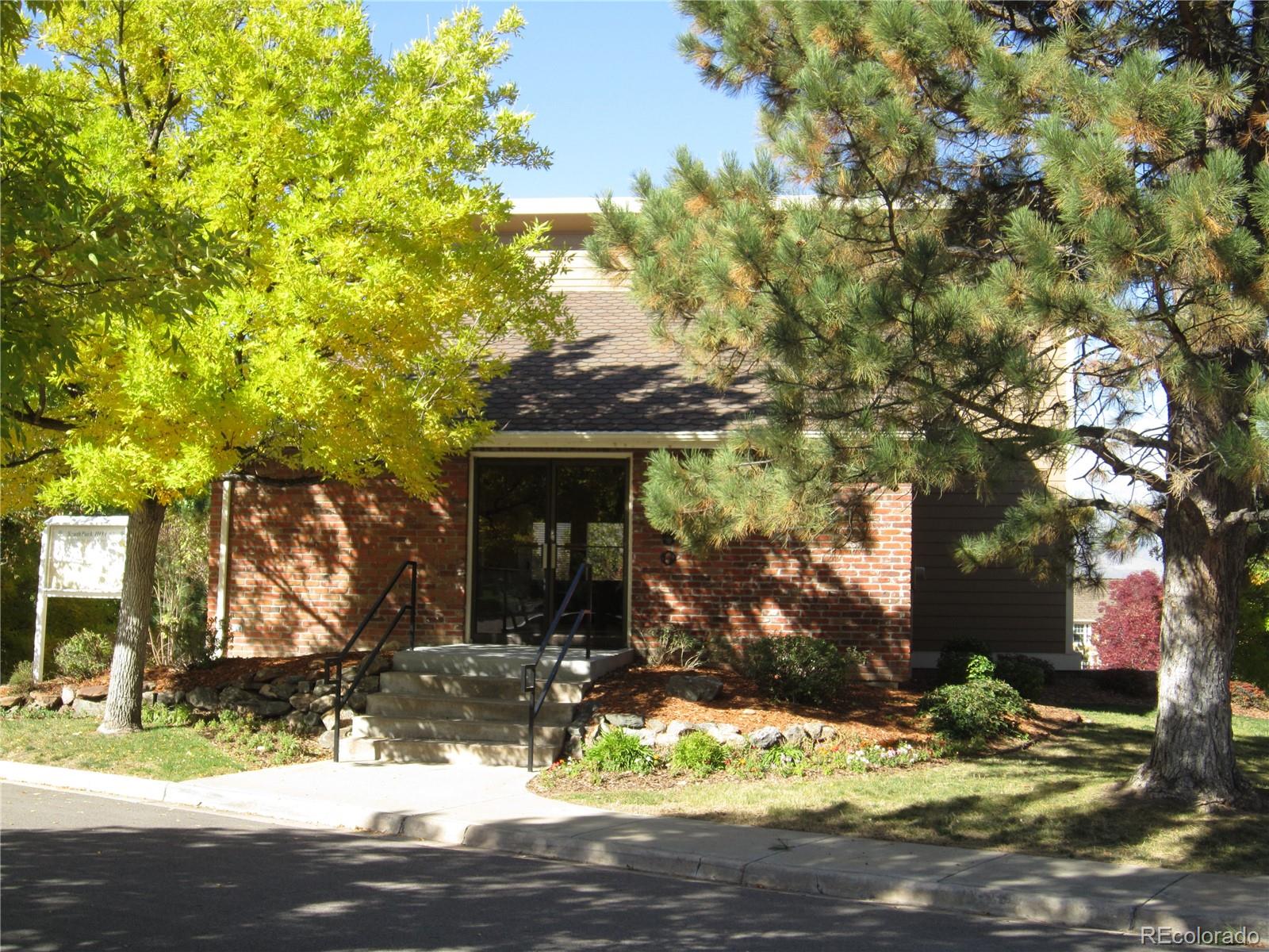 2885 W Long Circle Littleton CO 80120