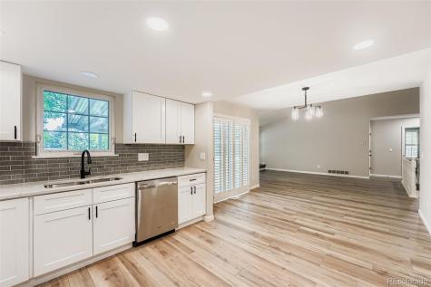 2800 S Heather Gardens Way Aurora CO 80014