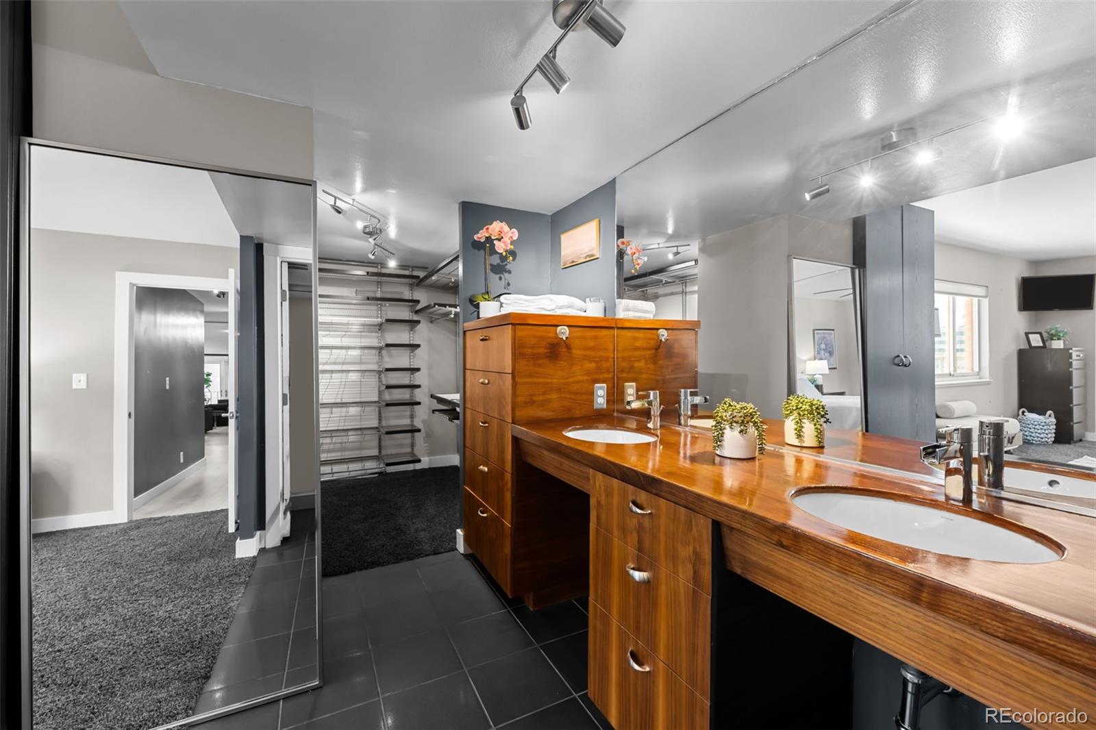 1551 Larimer Street Denver CO 80202