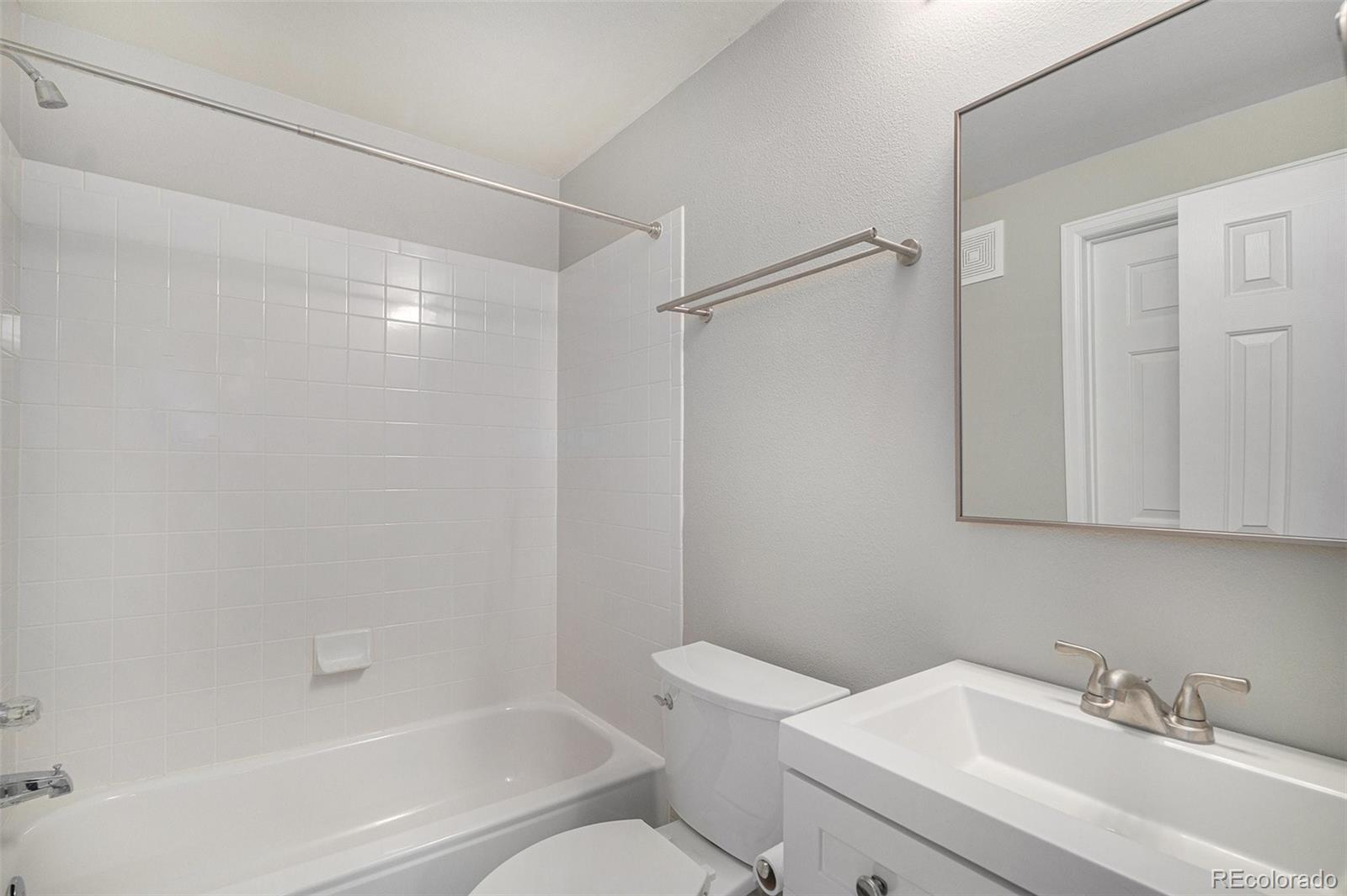 14297 E Grand Drive Aurora CO 80015