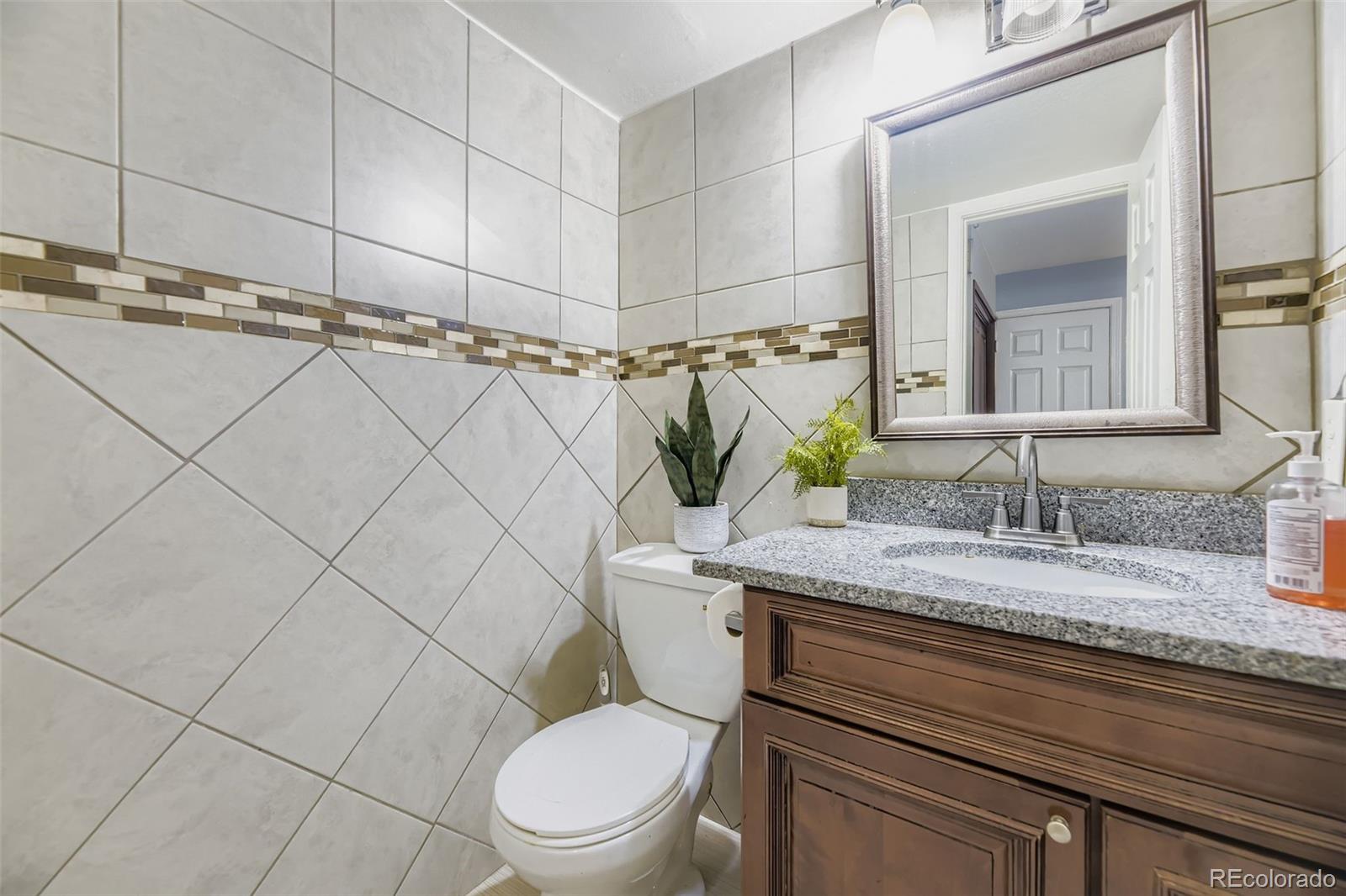 1629 S Ivory Circle Aurora CO 80017