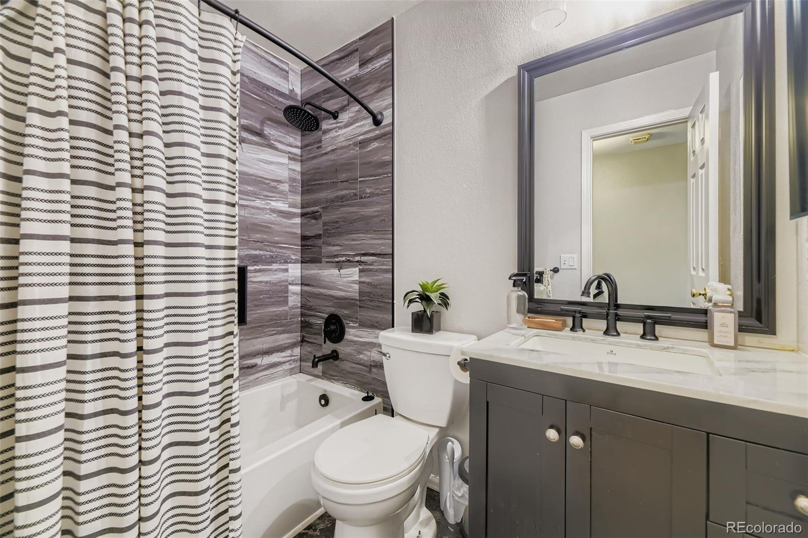 1629 S Ivory Circle Aurora CO 80017