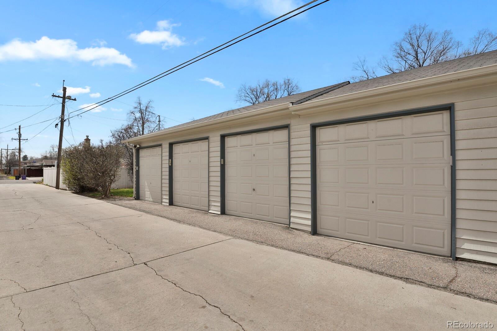 1232 Krameria Street Denver CO 80220