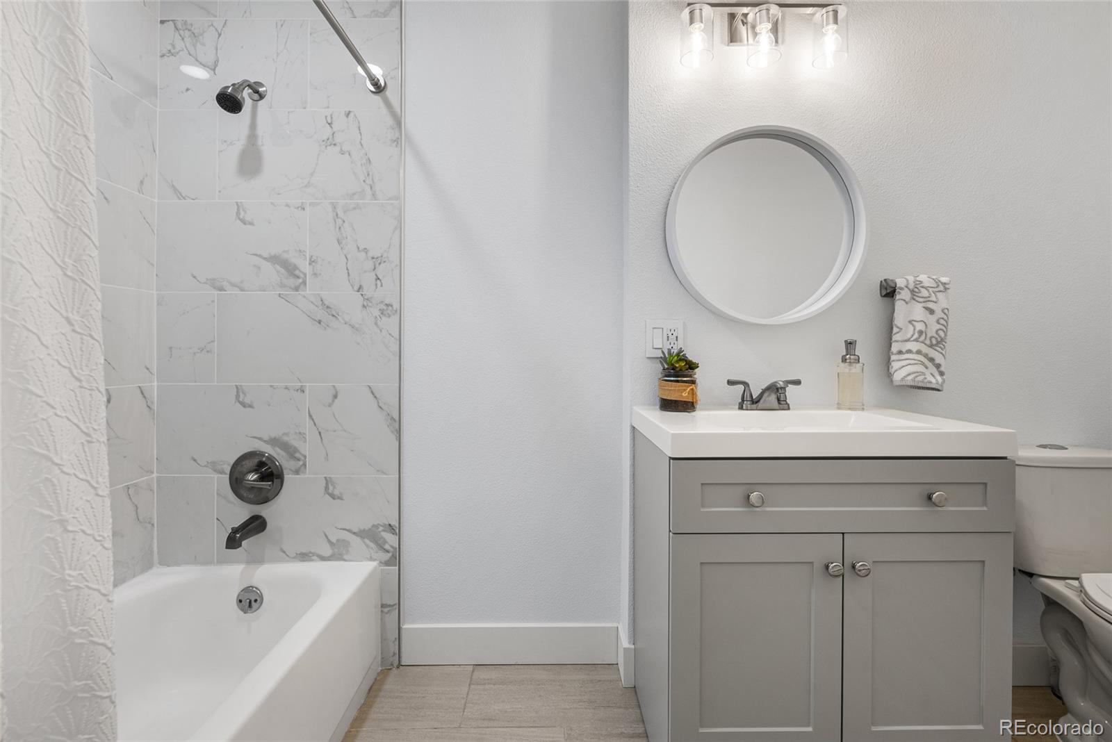 2835 S Monaco Parkway Denver CO 80222