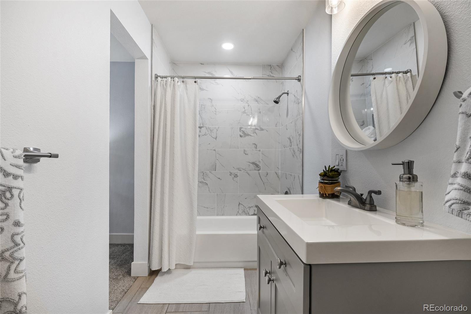 2835 S Monaco Parkway Denver CO 80222