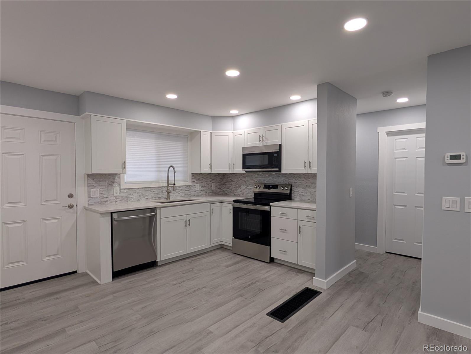 4460 S Pitkin Street Aurora CO 80015
