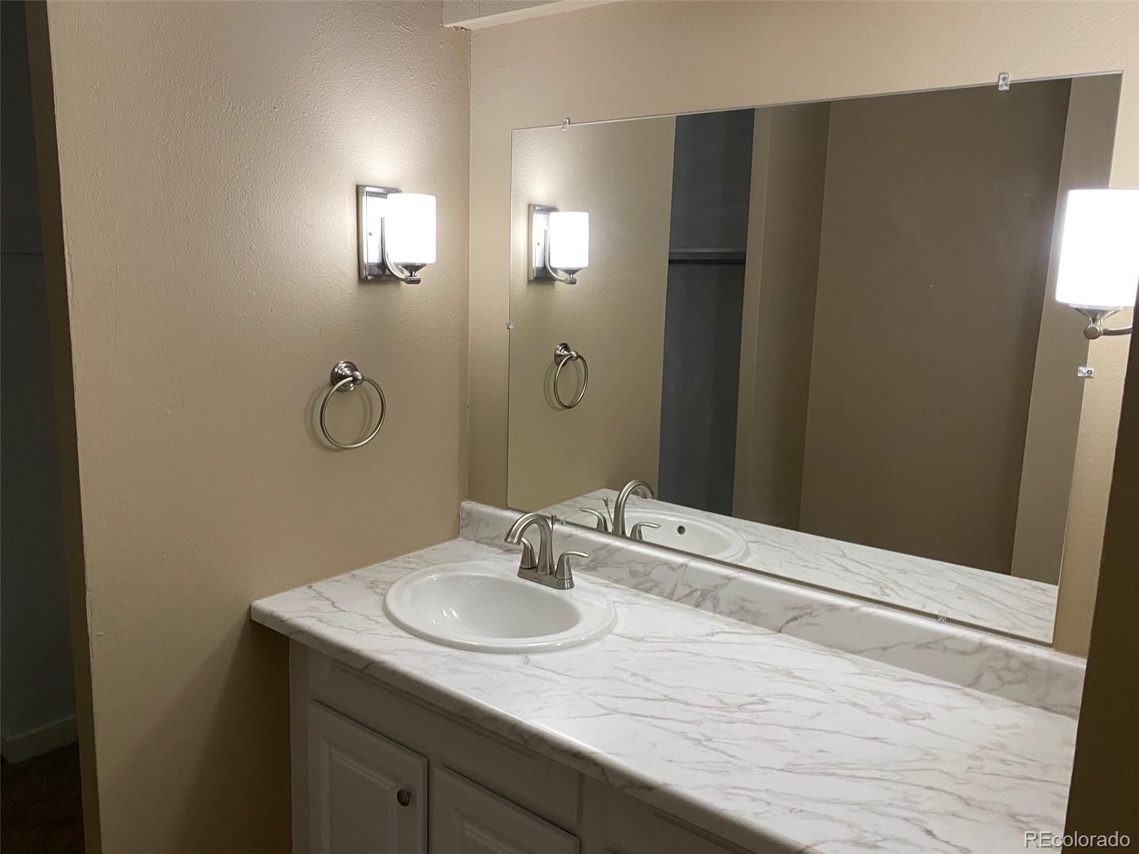 2835 S Monaco Parkway Denver CO 80222