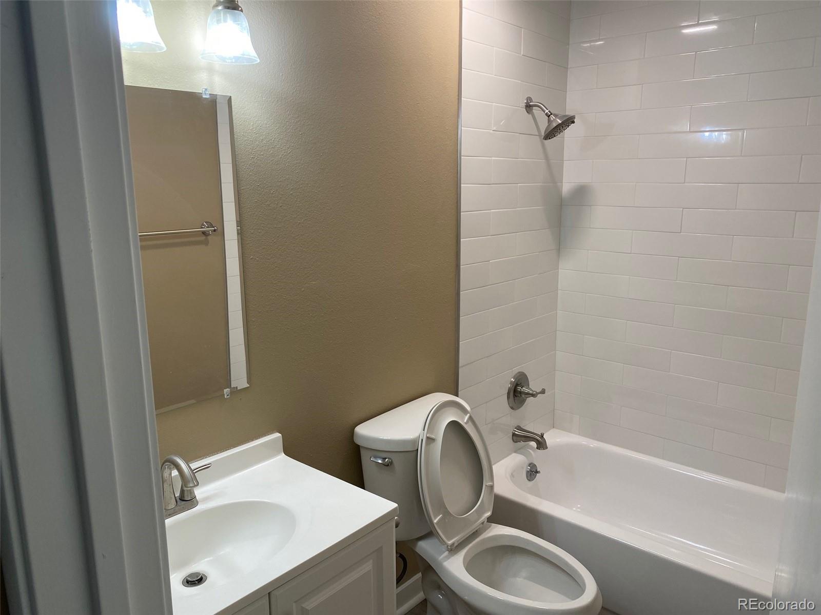 2835 S Monaco Parkway Denver CO 80222