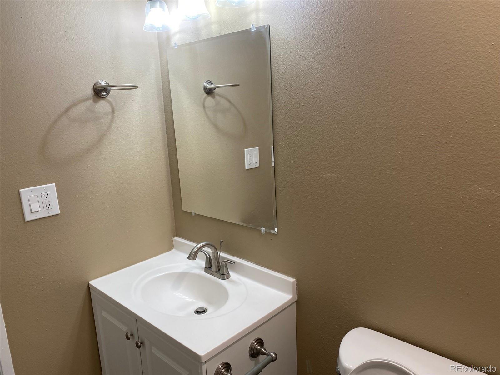 2835 S Monaco Parkway Denver CO 80222