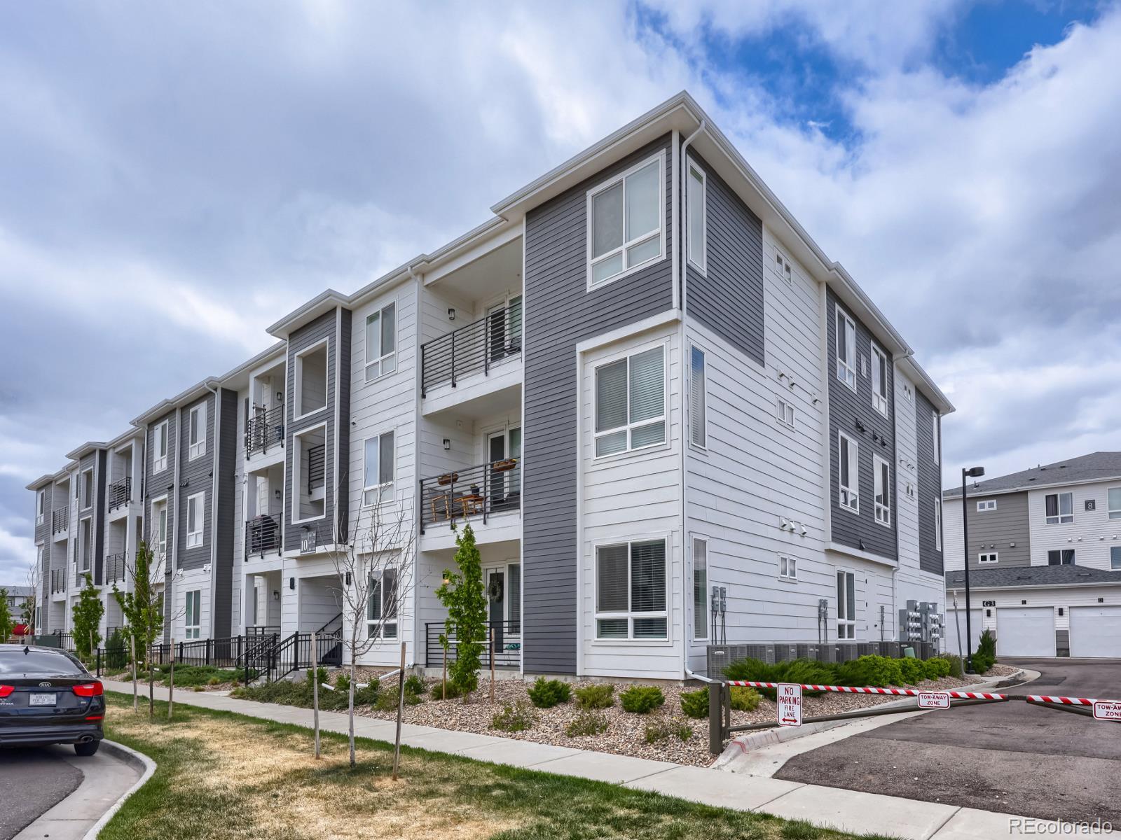 6153 N Ceylon Street Denver CO 80249