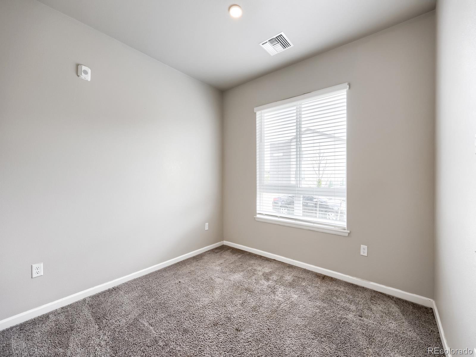 6153 N Ceylon Street Denver CO 80249