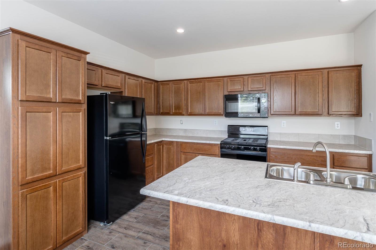 2373 N Elmira Street Aurora CO 80010