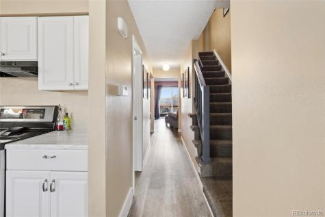 5672 S Lowell Boulevard Littleton CO 80123