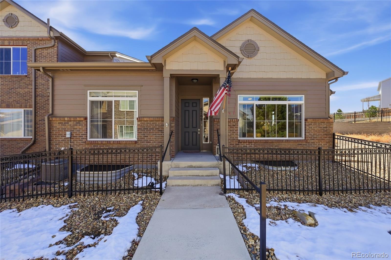 6769 S Old Hammer Court Aurora CO 80016
