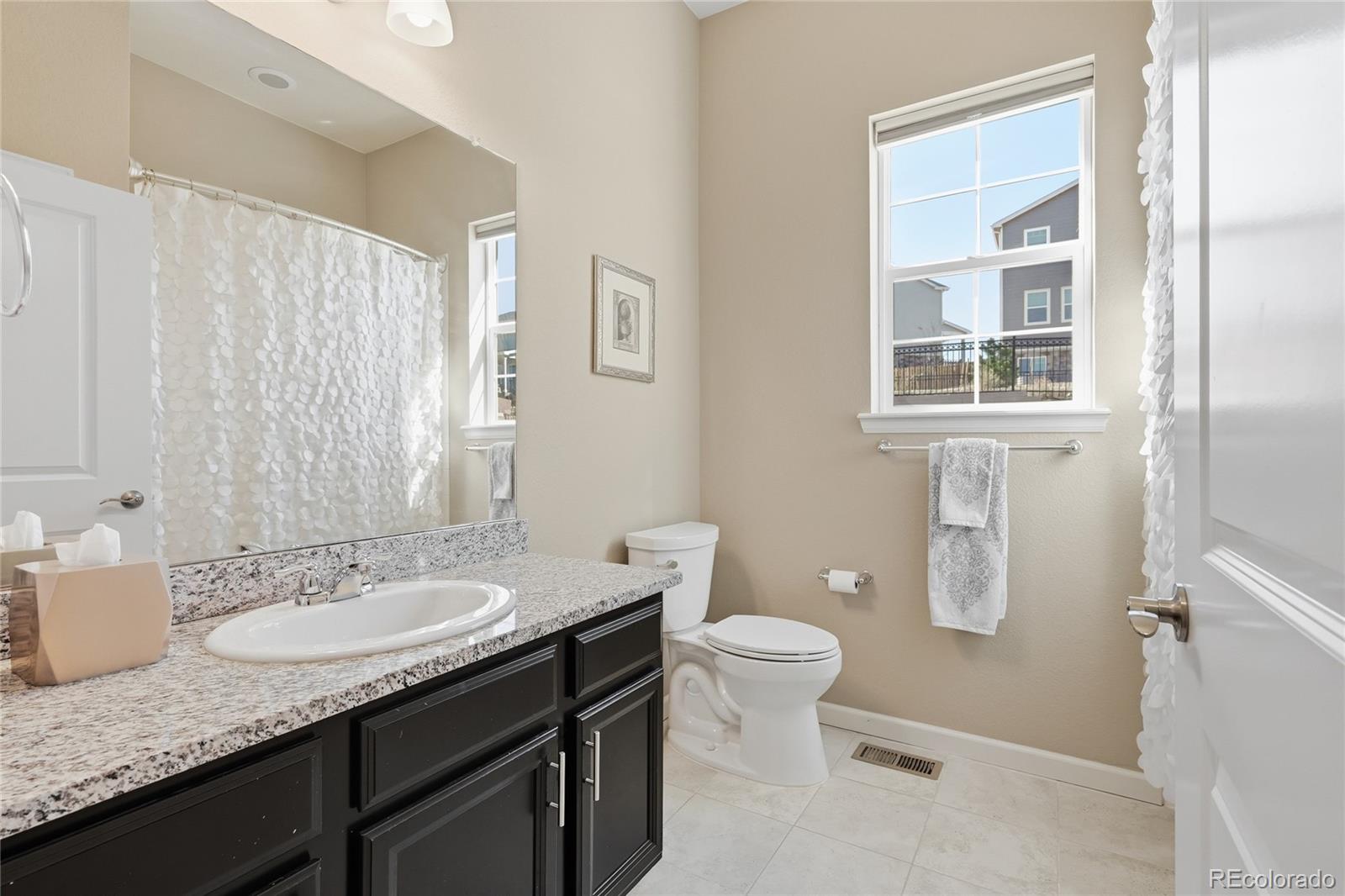 6769 S Old Hammer Court Aurora CO 80016