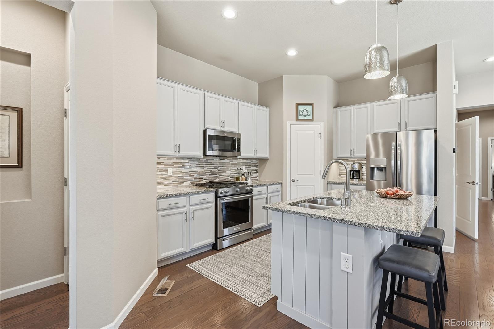 6769 S Old Hammer Court Aurora CO 80016
