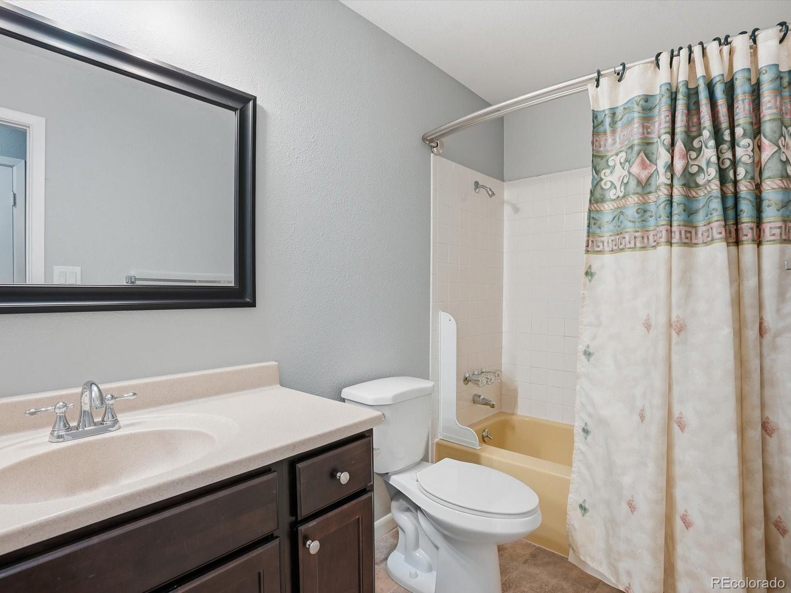 7493 W Cedar Circle Lakewood CO 80226