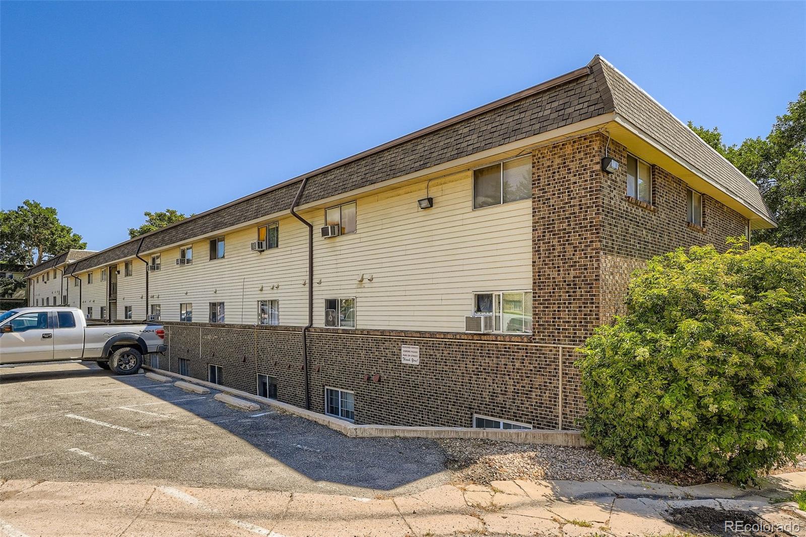 4643 S Lowell Boulevard Denver CO 80236