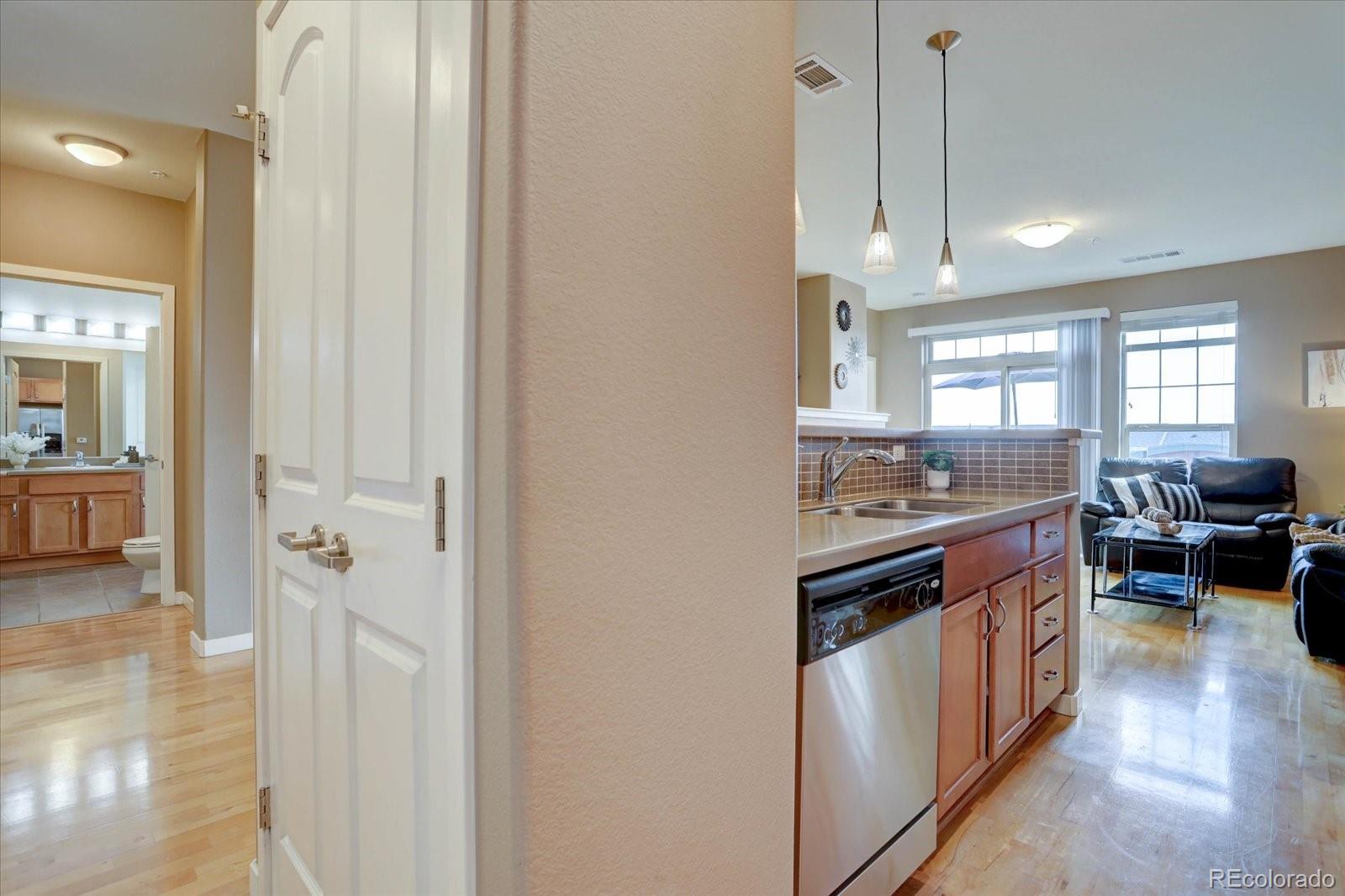 13456 Via Varra Broomfield CO 80020