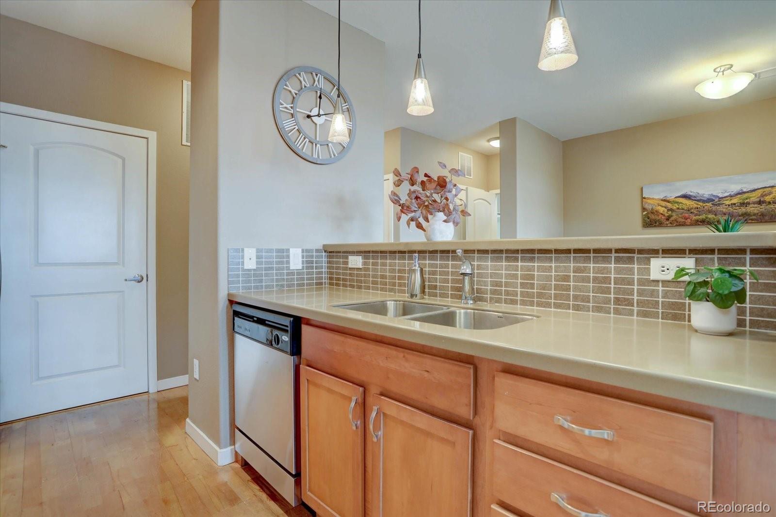 13456 Via Varra Broomfield CO 80020