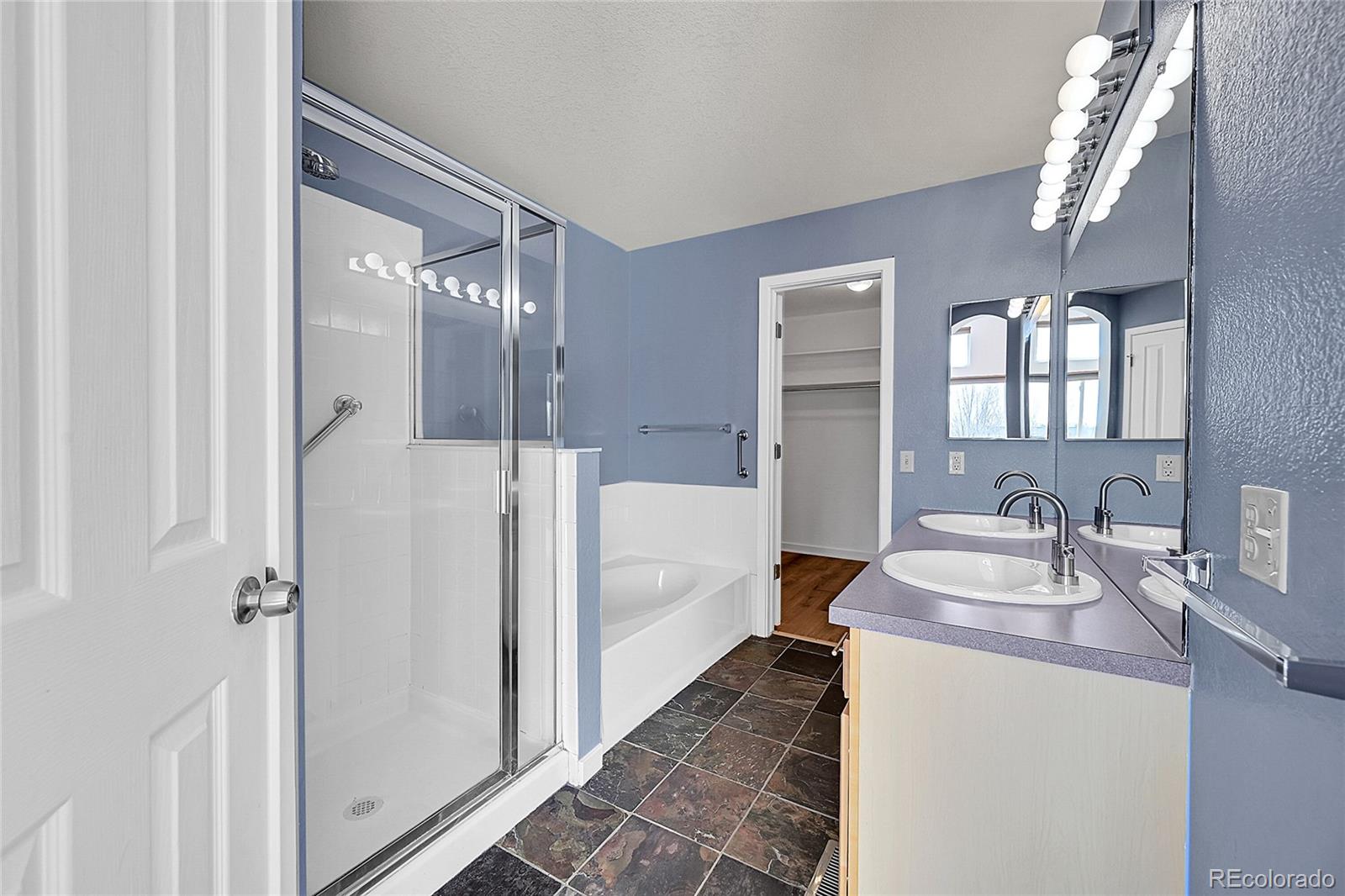 3616 Oakwood Drive Longmont CO 80503