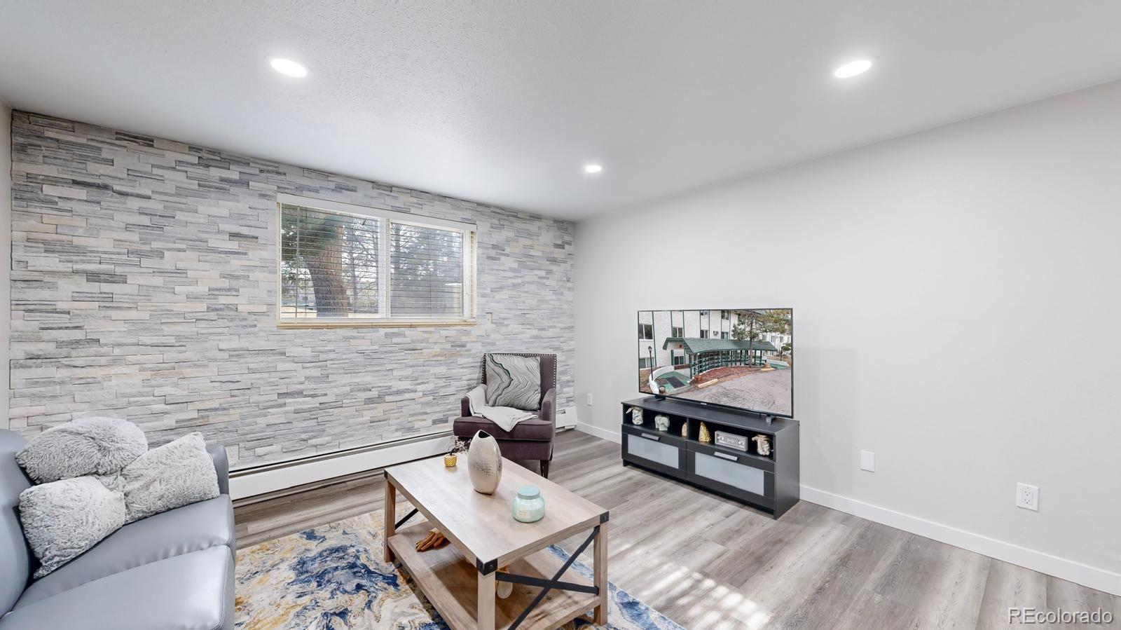 8826 E Florida Denver CO 80247