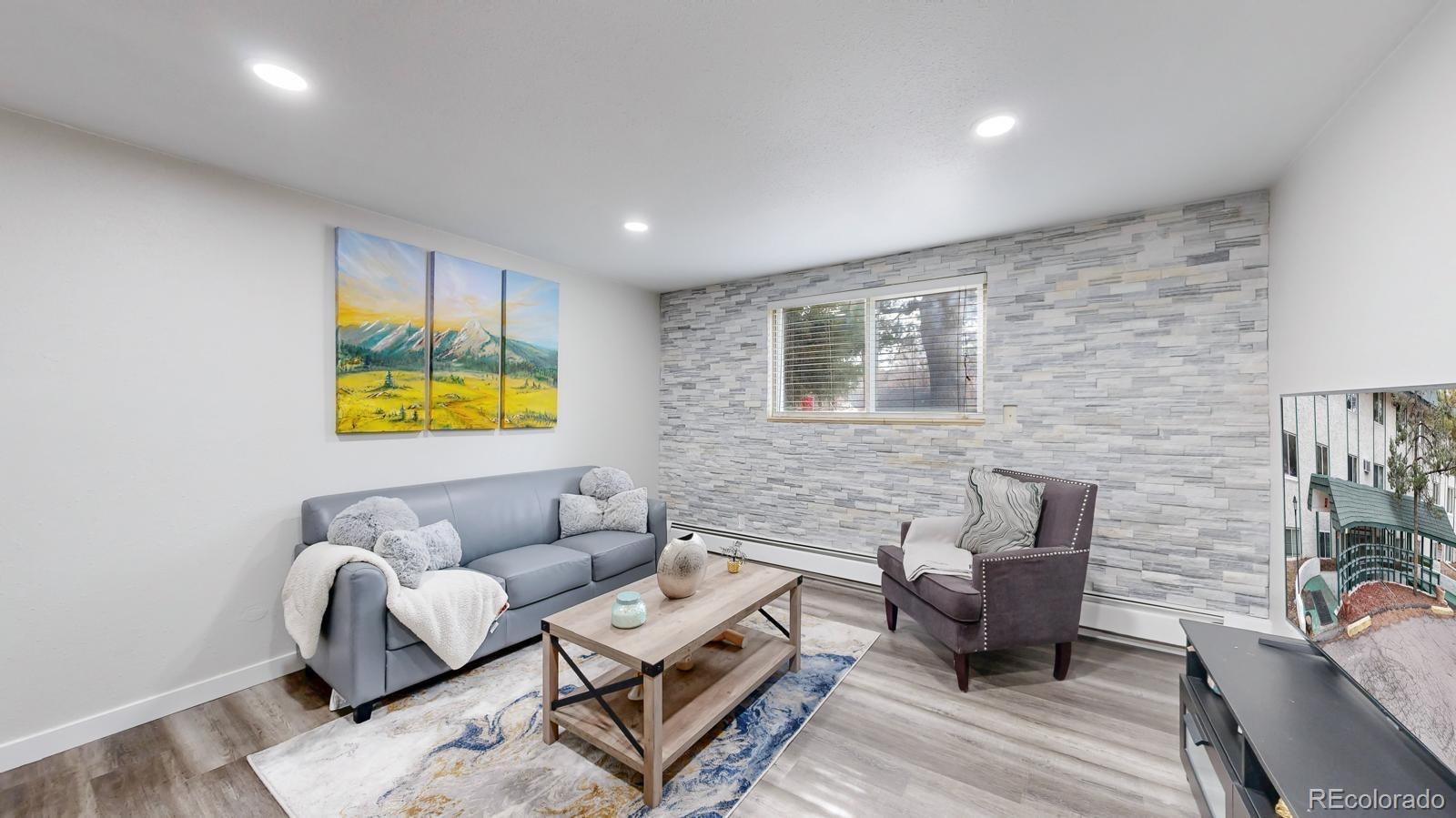 8826 E Florida Denver CO 80247