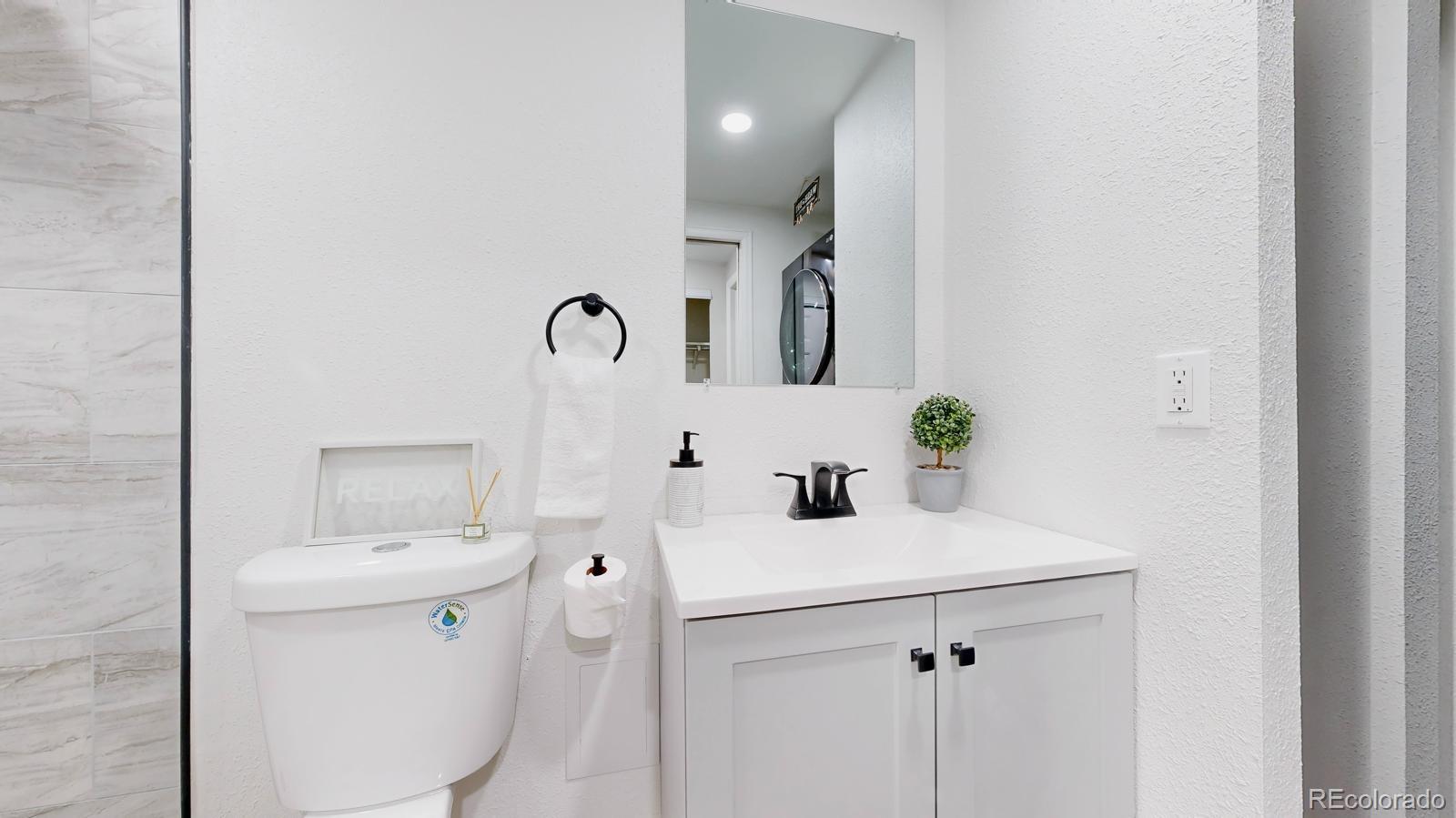 8826 E Florida Denver CO 80247